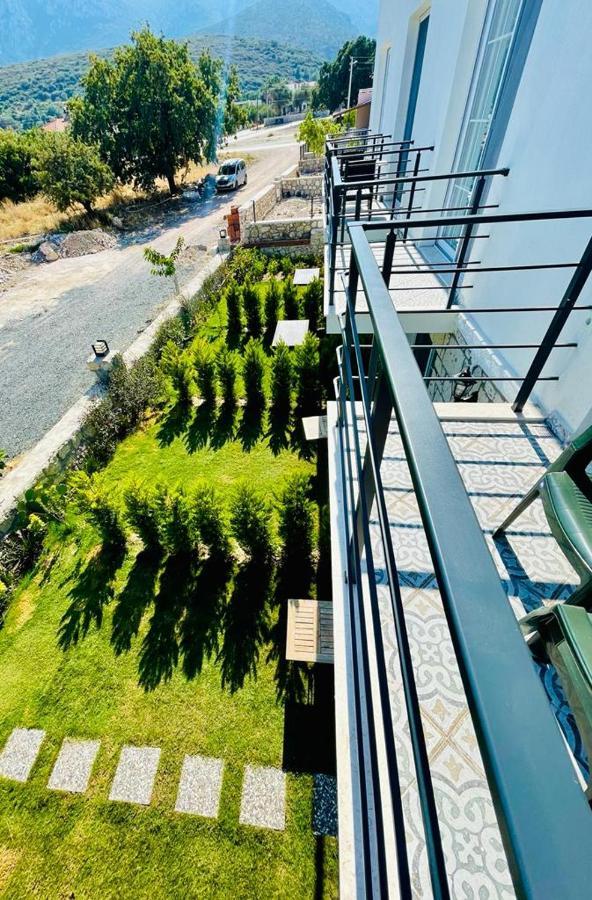 Merlin Apart Otel Karaburun  Dış mekan fotoğraf